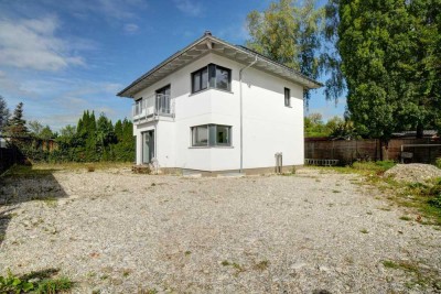 Ihr neues Zuhause in Gräfelfing: Neubau-Einfamilienhaus mit Luxus-Austattung und vielseitigen Nutzu