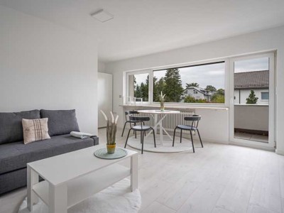 Möblierte 1,5-Zimmer-Wohnung (43 m²) mit sonnigem Balkon -  S-Bahn-Nähe – Komplett neue Einrichtung!