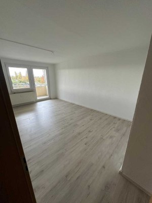 Helle 2-Zimmer-Wohnung mit Balkon in Bernburg (Saale)