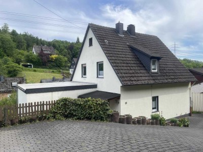 Idyllisches Einfamilienhaus in ruhiger Waldrandlage von Struthütten!