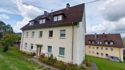 kleine, gemütliche und komplett modernisierte DG-Wohnung in ruhiger, zentraler Lage in Altenhundem