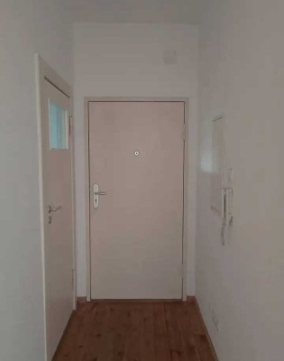650 € all inklusive - 1.0 Zi. vollmöbliert - Nähe WISTA, Adlershof S Bahn, Supermarkt und Bus