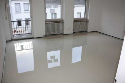 Vollständig renovierte 2-Zimmer-Wohnung mit Balkon in Euskirchen Zentrum ab 01. November
