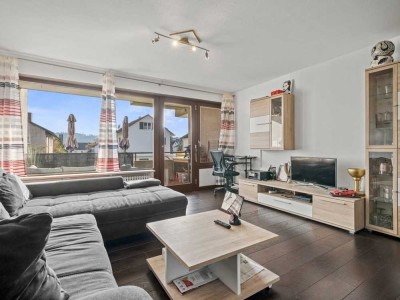Großzügige 2-Zimmer-Wohnung mit Südbalkon und Außenstellplatz