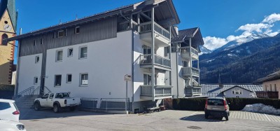 Attraktive 3-Raum-EG-Wohnung mit kleiner Küche und Balkon in Virgen