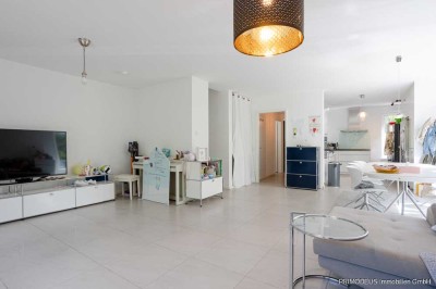 Neuwertiges 5-Zimmer-Reihenhaus mit Einbauküche in Bad Soden am Taunus