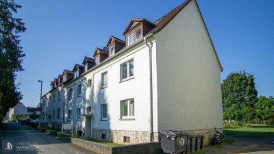 Renovierungsbedürftige 2-Zimmer Wohnung im 1. Obergeschoss in Staffel