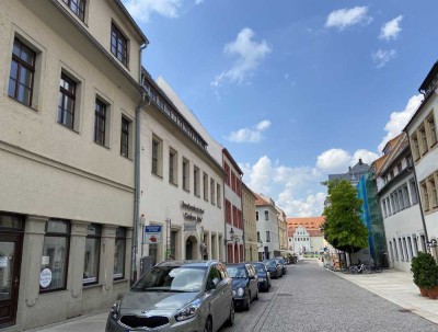 *Altstadt*zwei prachtvolle Räume*Wohnküche*Holzdielung*