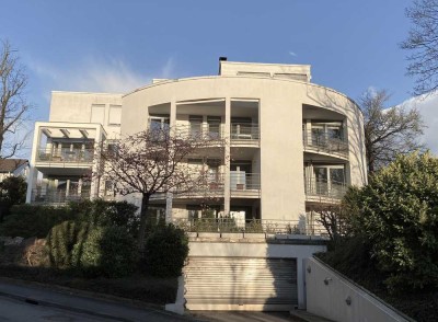 Well-kept fully furnished 1 bedroom apartment with all comforts in downtown Wiesbaden
