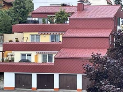 Hochwertig renovierte 4- Zimmer- Wohnung in bester Stadtlage !