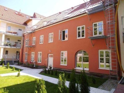 helle 1-RWG im Hinterhof am Hafen - provisionsfrei