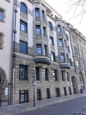 Schöne 2RWE mit Balkon und EBK in der Leipziger City!