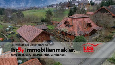 Naturliebhaber gesucht - 
freistehendes Holzstammhaus 
auf 6000 m² Grundstück nahe Trier