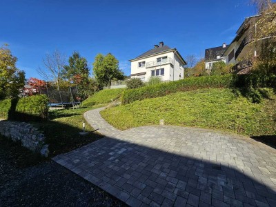 Renoviertes Einfamilienhaus mit 6 Zimmern in Meschede