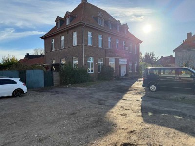 Gepflegtes Reihenhaus gegenüber der Regattabahn in Duisburg-Wedau