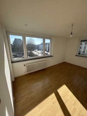 Attraktive und gepflegte 3-Raum-Wohnung mit gehobener Innenausstattung mit Balkon in Aachen