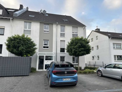 Helle 3-Zimmer Wohnung mit Balkon im 1. OG in Leverkusen-Küppersteg