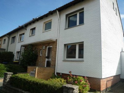 Reihenendhaus mit Garage von privat