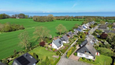 Großzügiges Einfamilienhaus in Meernähe mit Weitblick