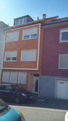 ** schöne und gemütliche 2-Zimmer-Wohnung, mit Balkon in ruhiger Wohnlage, Pf-Nordstadt **