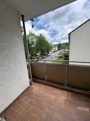 Gepflegte 2-Zimmer-Wohnung (WG-geeignet) in direkter Uni-Nähe mit Balkon und EBK in Hildesheim