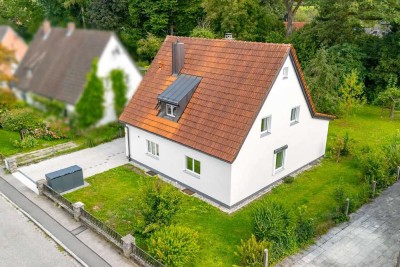 Wasserburg: Modernisiertes Einfamilienhaus mit wunderschönem Grundstück