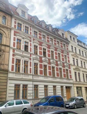 Superhelle 3-Zimmer-Dachgeschosswohnung im Gründerzeitviertel