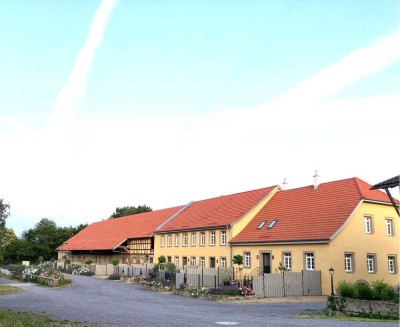 MODERNES WOHNEN AUF LANDGUT "Apartment" mit 1,5 Zimmern, Einbauküche und Garten