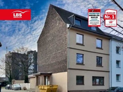 Wohnhaus als Kapitalanlage mit 130 m² großer Erdgeschosswohnung!