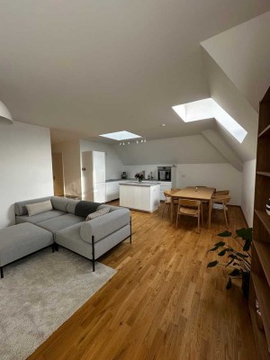 Neubau 3-Zimmer mit Balkon, fußläufig vom Bahnhof LB