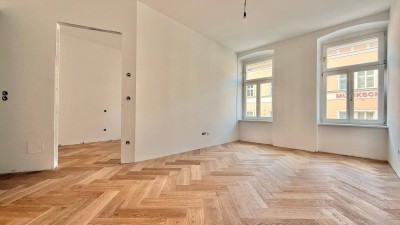 Ca. 33 m² Außenfläche I Innenhoflage I Erstbezug nach Kernsanierung I U-Bahn Nähe I Luftwärmepumpe inkl. Kühlung I