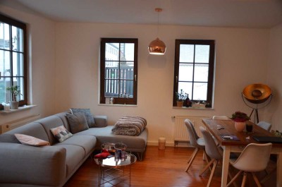 Wohnen mitten in der Altstadt - hohe Decken - Grosse Fenster