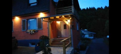 Einfamilienhaus/Landhausstil auf 2 EtEtage 160qm Saniert