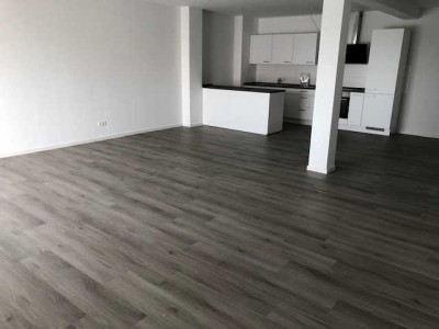 2-Zimmer-Wohnung mit tollem Ausblick, EBK und Balkon in Altheim (Alb)