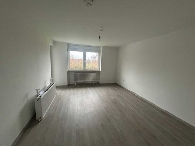 Komplette sanierte 3-Zimmer-Wohnung in ruhiger Lage