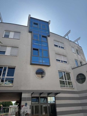 TOP! Zentral gelegene und moderne 4-Zimmer-Wohnung zum Verkaufen!