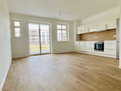 Lichtdurchflutete 2-Zimmer-Whg mit großem Balkon, EBK - Stellplatz möglich