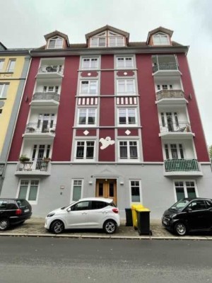 Gut geschnittene & gepflegte 3-Zi.-Altbauwhg. in HH-Wandsbek