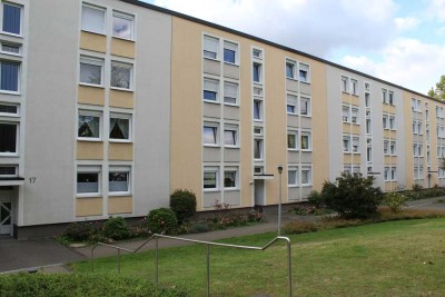 Gut geschnittene 3 Zimmer Wohnung am Rosenberg