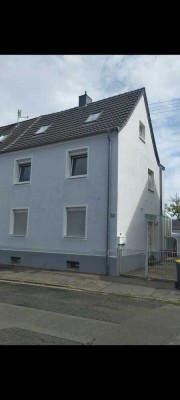 5-Zimmer-Doppelhaushälfte in Köln Alt- Meschenich
