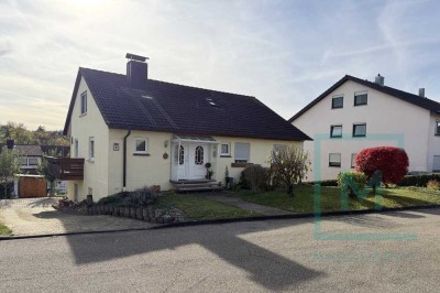 Einfamilienhaus mit Doppelgarage in ruhiger Lage