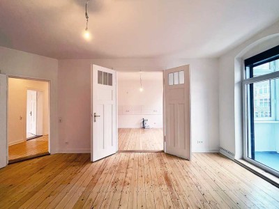 ELEGANT. STILVOLL. AUTHENTISCH. - IHRE ALTBAUWOHNUNG MIT BALKON