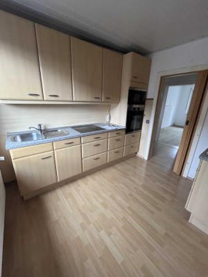 3-Zimmer Wohnung mit Balkon und Küche im 1. OG in Hamm-Mitte