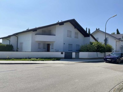 Von privat schöne geräumige Doppelhaushälfte BJ 1985 mit gehobener Ausstattung in Ingolstadt Kothau