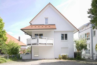 Helle 2-Zimmer-Wohnung mit Panoramablick und Balkon in ruhiger Lage
von Filderstadt-Plattenhardt