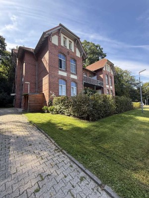 Sanierter Denkmal Altbau im Park, Viersen Süchteln