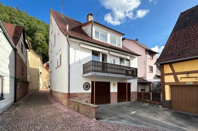 Mehrgenerationenhaus - Großzügiges Einfamilienhaus mit viel Platz und Charme in Mainnähe!