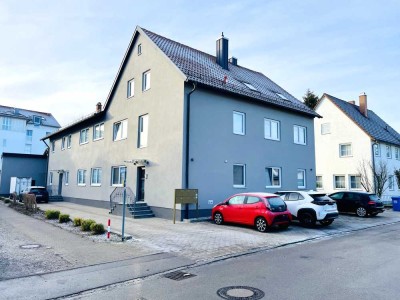 Renovierte 2 Zimmerwohnung mit großer Wohnküche