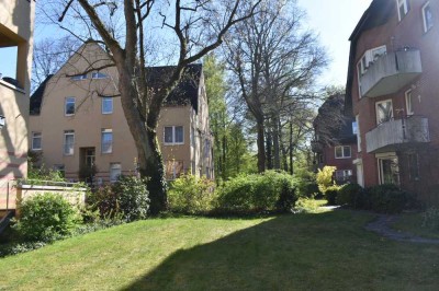 Vollständig renovierte 3,5-Zimmer-Maisonette-Wohnung mit 2 Dachterassen  in Hamburg Rahlstedt