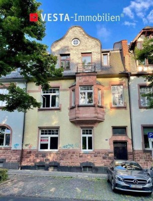ALTBAU AM GÜNTHERSBURGPARK.....kleine Belétage zum sofortigen Bezug!